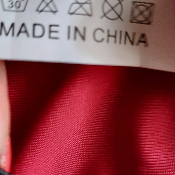 Tanktop - Picture 2 of 2